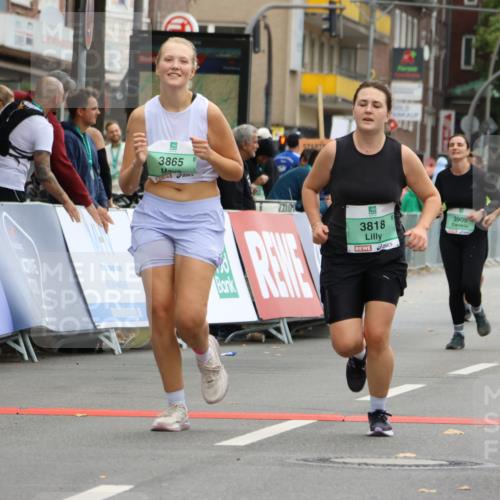 21.09.2025 - PSD Bank Halbmarathon Strokosch-Dieckow http://msf.ph/oto/8948305 21.09.2025 12:38:03 Ziel 3233, 3487, 3543, 3703, 3818, 3865, 3905 meine-sportfotos.de