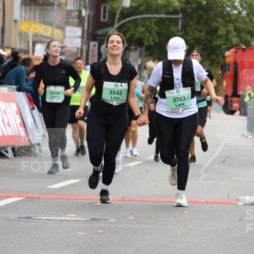 21.09.2025 - PSD Bank Halbmarathon Strokosch-Dieckow http://msf.ph/oto/8948311 21.09.2025 12:38:06 Ziel 1156, 3233, 3487, 3543, 3703, 3799, 3818, 3865, 3905 meine-sportfotos.de
