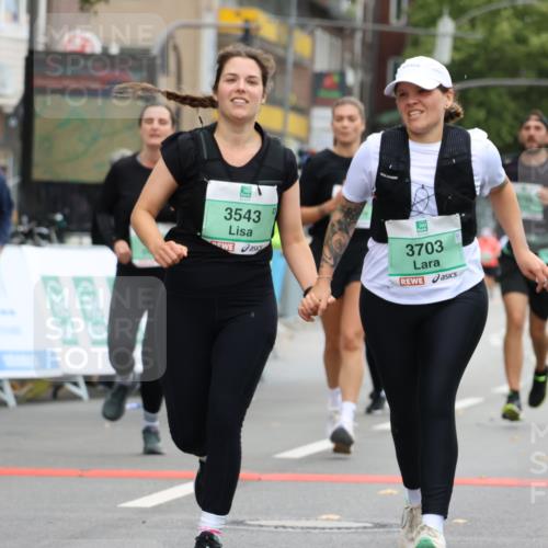21.09.2025 - PSD Bank Halbmarathon Strokosch-Dieckow http://msf.ph/oto/8948318 21.09.2025 12:38:08 Ziel 1156, 3211, 3212, 3233, 3487, 3543, 3703, 3799, 3818, 3865, 3905 meine-sportfotos.de