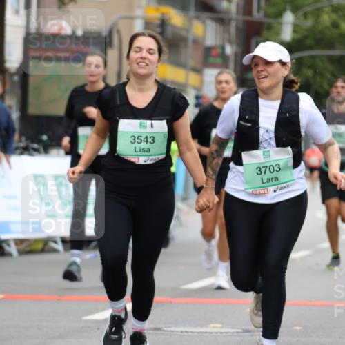 21.09.2025 - PSD Bank Halbmarathon Strokosch-Dieckow http://msf.ph/oto/8948320 21.09.2025 12:38:08 Ziel 1156, 3211, 3212, 3233, 3487, 3543, 3703, 3799, 3818, 3865, 3905 meine-sportfotos.de