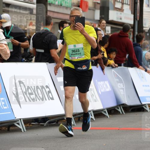 21.09.2025 - PSD Bank Halbmarathon Strokosch-Dieckow http://msf.ph/oto/8948381 21.09.2025 12:39:28 Ziel 2709, 2765, 3566, 3623 meine-sportfotos.de