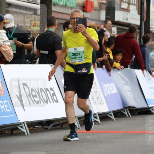 21.09.2025 - PSD Bank Halbmarathon Strokosch-Dieckow http://msf.ph/oto/8948382 21.09.2025 12:39:28 Ziel 2709, 2765, 3566, 3623 meine-sportfotos.de