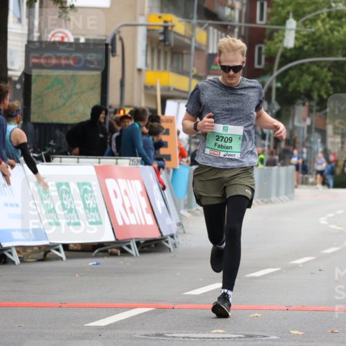 21.09.2025 - PSD Bank Halbmarathon Strokosch-Dieckow http://msf.ph/oto/8948386 21.09.2025 12:39:31 Ziel 2709, 2765, 3566, 3623 meine-sportfotos.de