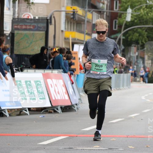 21.09.2025 - PSD Bank Halbmarathon Strokosch-Dieckow http://msf.ph/oto/8948387 21.09.2025 12:39:32 Ziel 2709, 2765, 3566, 3622, 3623 meine-sportfotos.de