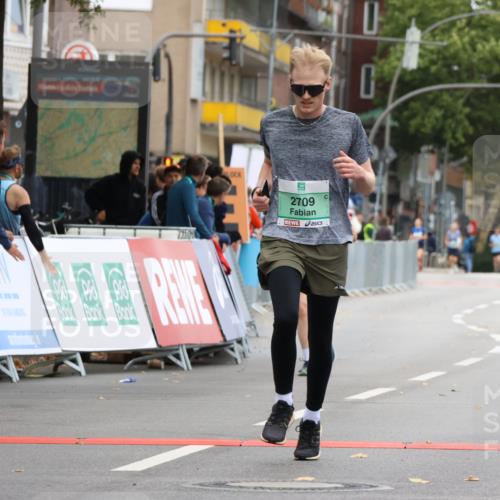 21.09.2025 - PSD Bank Halbmarathon Strokosch-Dieckow http://msf.ph/oto/8948389 21.09.2025 12:39:32 Ziel 2709, 2765, 3566, 3622, 3623 meine-sportfotos.de