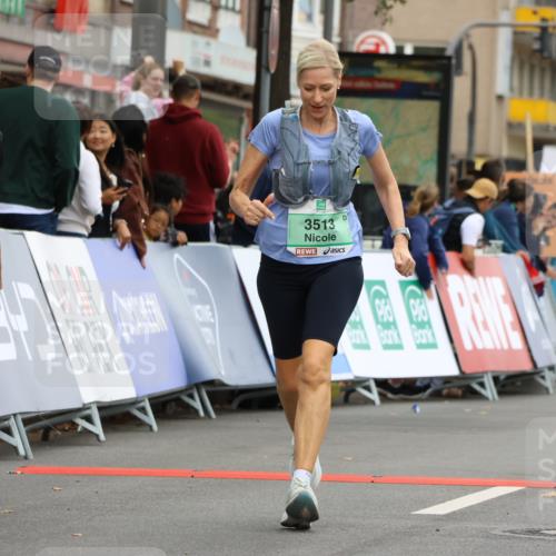 21.09.2025 - PSD Bank Halbmarathon Strokosch-Dieckow http://msf.ph/oto/8948409 21.09.2025 12:40:21 Ziel 1558, 3513 meine-sportfotos.de