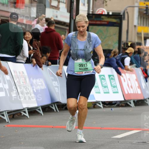 21.09.2025 - PSD Bank Halbmarathon Strokosch-Dieckow http://msf.ph/oto/8948411 21.09.2025 12:40:21 Ziel 1558, 3513 meine-sportfotos.de