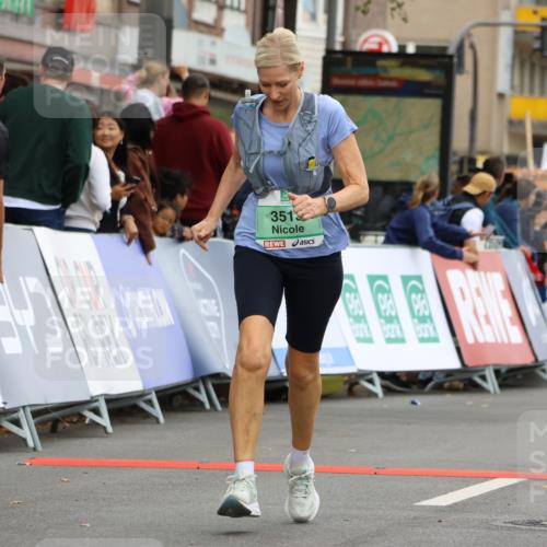 21.09.2025 - PSD Bank Halbmarathon Strokosch-Dieckow http://msf.ph/oto/8948413 21.09.2025 12:40:21 Ziel 1558, 3513 meine-sportfotos.de