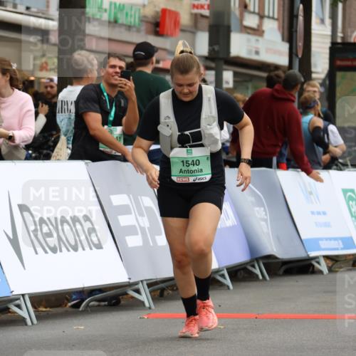 21.09.2025 - PSD Bank Halbmarathon Strokosch-Dieckow http://msf.ph/oto/8948442 21.09.2025 12:40:58 Ziel 1293, 1540, 3459 meine-sportfotos.de