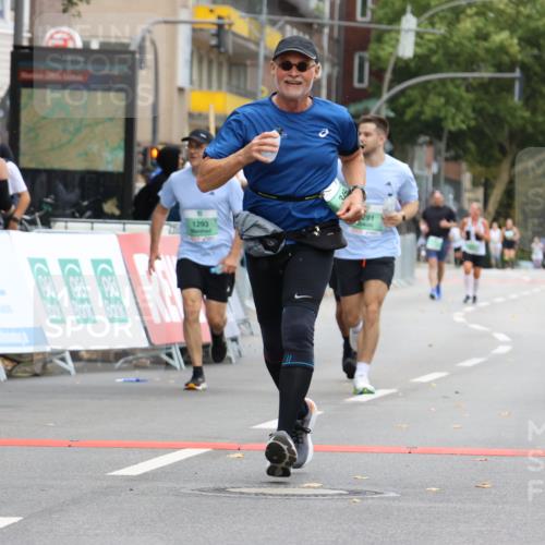 21.09.2025 - PSD Bank Halbmarathon Strokosch-Dieckow http://msf.ph/oto/8948452 21.09.2025 12:41:01 Ziel 1291, 1293, 1540, 3459, 3676 meine-sportfotos.de