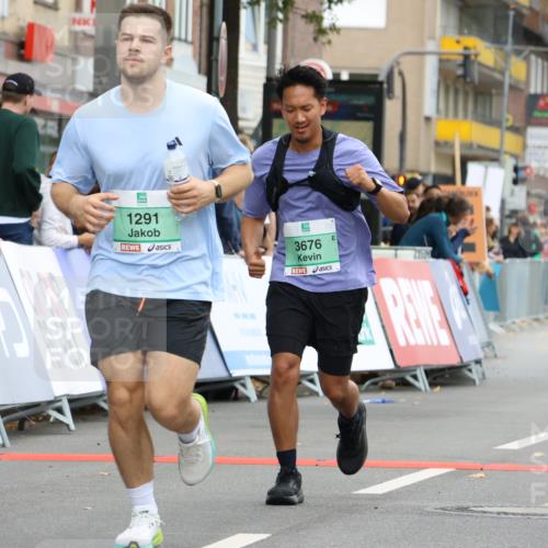 21.09.2025 - PSD Bank Halbmarathon Strokosch-Dieckow http://msf.ph/oto/8948462 21.09.2025 12:41:07 Ziel 1291, 1293, 1540, 3459, 3676 meine-sportfotos.de