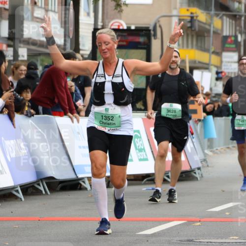 21.09.2025 - PSD Bank Halbmarathon Strokosch-Dieckow http://msf.ph/oto/8948472 21.09.2025 12:41:24 Ziel 1352, 1497, 3628 meine-sportfotos.de