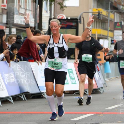 21.09.2025 - PSD Bank Halbmarathon Strokosch-Dieckow http://msf.ph/oto/8948473 21.09.2025 12:41:24 Ziel 1352, 1497, 3628 meine-sportfotos.de