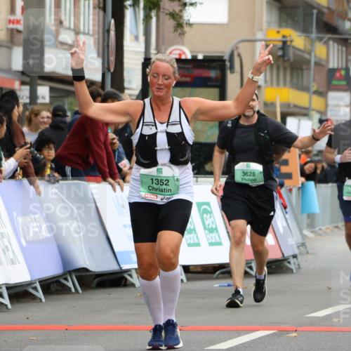 21.09.2025 - PSD Bank Halbmarathon Strokosch-Dieckow http://msf.ph/oto/8948474 21.09.2025 12:41:24 Ziel 1352, 1497, 3628 meine-sportfotos.de