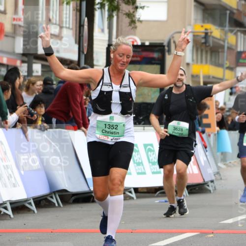 21.09.2025 - PSD Bank Halbmarathon Strokosch-Dieckow http://msf.ph/oto/8948477 21.09.2025 12:41:24 Ziel 1352, 1497, 3628 meine-sportfotos.de