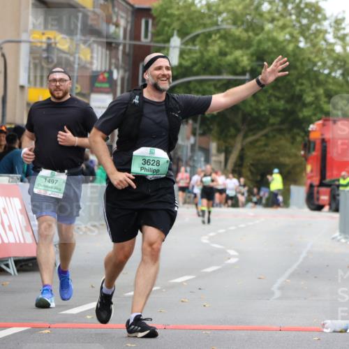 21.09.2025 - PSD Bank Halbmarathon Strokosch-Dieckow http://msf.ph/oto/8948483 21.09.2025 12:41:27 Ziel 1352, 1497, 3628 meine-sportfotos.de