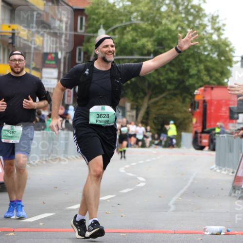 21.09.2025 - PSD Bank Halbmarathon Strokosch-Dieckow http://msf.ph/oto/8948487 21.09.2025 12:41:27 Ziel 1352, 1497, 3628 meine-sportfotos.de