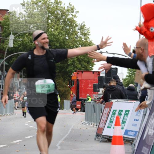 21.09.2025 - PSD Bank Halbmarathon Strokosch-Dieckow http://msf.ph/oto/8948489 21.09.2025 12:41:28 Ziel 1352, 1497, 3628 meine-sportfotos.de