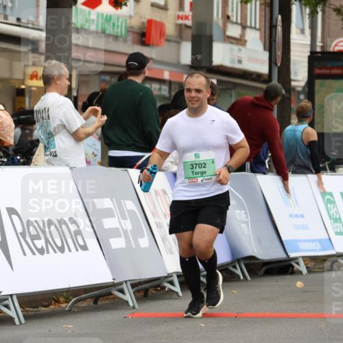 21.09.2025 - PSD Bank Halbmarathon Strokosch-Dieckow http://msf.ph/oto/8948525 21.09.2025 12:42:19 Ziel 1676, 3241, 3381, 3495, 3702 meine-sportfotos.de