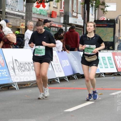 21.09.2025 - PSD Bank Halbmarathon Strokosch-Dieckow http://msf.ph/oto/8948551 21.09.2025 12:42:31 Ziel 1300, 3241, 3381, 3495, 3537 meine-sportfotos.de