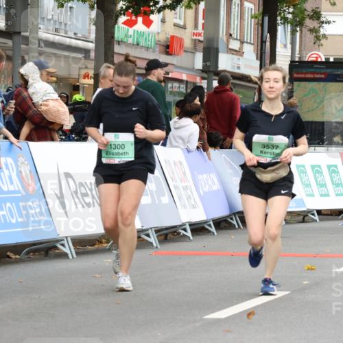 21.09.2025 - PSD Bank Halbmarathon Strokosch-Dieckow http://msf.ph/oto/8948555 21.09.2025 12:42:31 Ziel 1300, 3241, 3381, 3495, 3537 meine-sportfotos.de