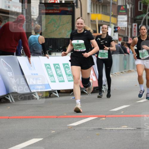 21.09.2025 - PSD Bank Halbmarathon Strokosch-Dieckow http://msf.ph/oto/8948580 21.09.2025 12:43:06 Ziel 1155, 2279, 3491 meine-sportfotos.de