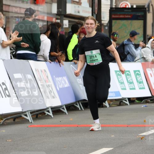 21.09.2025 - PSD Bank Halbmarathon Strokosch-Dieckow http://msf.ph/oto/8948639 21.09.2025 12:44:11 Ziel 1516, 3714, 3744 meine-sportfotos.de