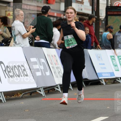 21.09.2025 - PSD Bank Halbmarathon Strokosch-Dieckow http://msf.ph/oto/8948646 21.09.2025 12:44:11 Ziel 1516, 3714, 3744 meine-sportfotos.de