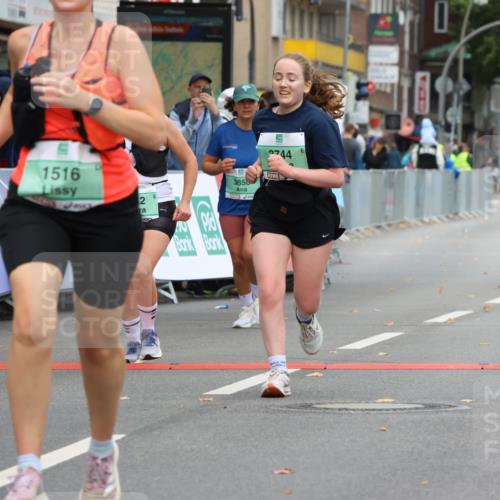 21.09.2025 - PSD Bank Halbmarathon Strokosch-Dieckow http://msf.ph/oto/8948657 21.09.2025 12:44:17 Ziel 1516, 3712, 3714, 3744, 3850 meine-sportfotos.de