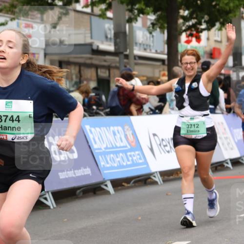 21.09.2025 - PSD Bank Halbmarathon Strokosch-Dieckow http://msf.ph/oto/8948666 21.09.2025 12:44:21 Ziel 1516, 3712, 3714, 3744, 3850 meine-sportfotos.de