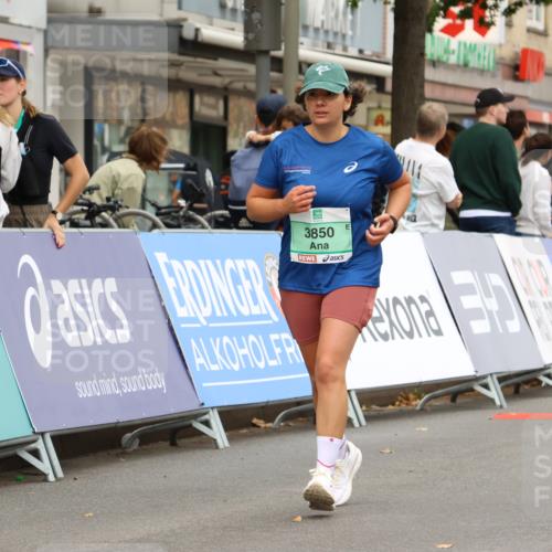 21.09.2025 - PSD Bank Halbmarathon Strokosch-Dieckow http://msf.ph/oto/8948674 21.09.2025 12:44:24 Ziel 1516, 3712, 3744, 3850 meine-sportfotos.de