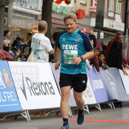 21.09.2025 - PSD Bank Halbmarathon Strokosch-Dieckow http://msf.ph/oto/8948721 21.09.2025 12:45:49 Ziel 3839 meine-sportfotos.de