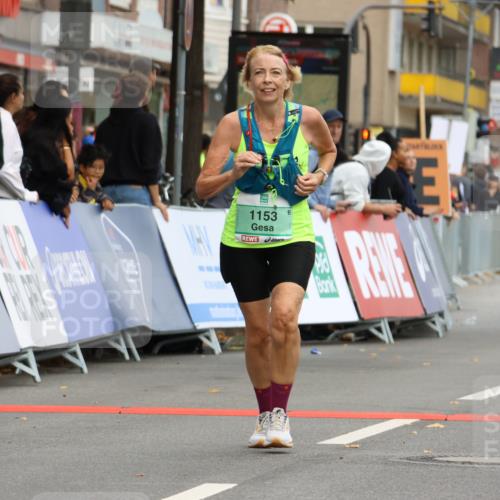 21.09.2025 - PSD Bank Halbmarathon Strokosch-Dieckow http://msf.ph/oto/8948739 21.09.2025 12:46:05 Ziel 1153, 3589, 3751 meine-sportfotos.de