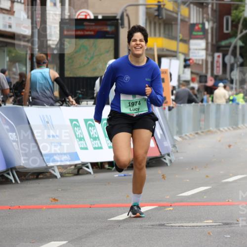 21.09.2025 - PSD Bank Halbmarathon Strokosch-Dieckow http://msf.ph/oto/8948802 21.09.2025 12:47:53 Ziel 1280, 1974, 3579 meine-sportfotos.de
