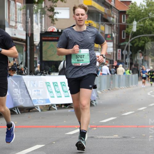 21.09.2025 - PSD Bank Halbmarathon Strokosch-Dieckow http://msf.ph/oto/8948837 21.09.2025 12:49:00 Ziel 3452, 3608, 3707 meine-sportfotos.de