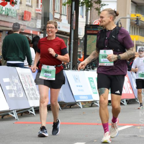 21.09.2025 - PSD Bank Halbmarathon Strokosch-Dieckow http://msf.ph/oto/8948869 21.09.2025 12:49:45 Ziel 1865, 3303, 3985, 3992, 4060 meine-sportfotos.de