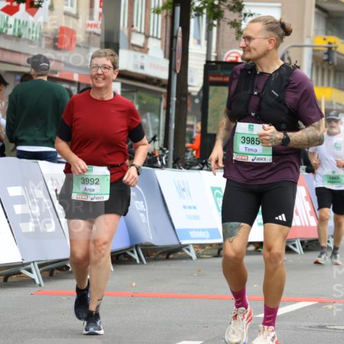 21.09.2025 - PSD Bank Halbmarathon Strokosch-Dieckow http://msf.ph/oto/8948876 21.09.2025 12:49:45 Ziel 1865, 3303, 3985, 3992, 4060 meine-sportfotos.de