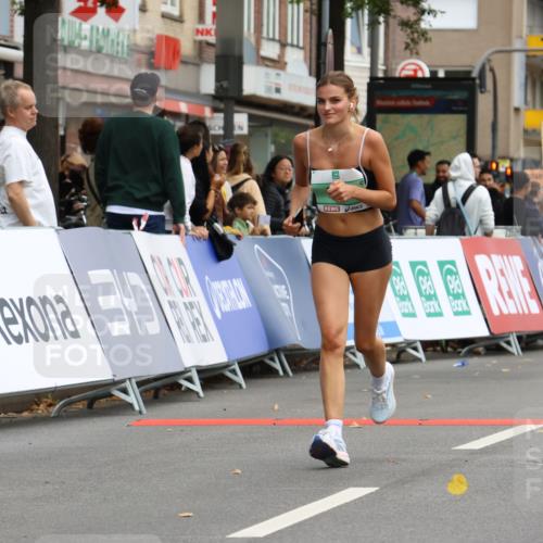 21.09.2025 - PSD Bank Halbmarathon Strokosch-Dieckow http://msf.ph/oto/8948954 21.09.2025 12:51:42 Ziel 1340, 1381, 3891 meine-sportfotos.de