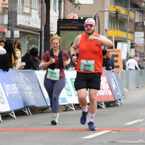 21.09.2025 - PSD Bank Halbmarathon Strokosch-Dieckow http://msf.ph/oto/8948959 21.09.2025 12:52:04 Ziel 3574, 3808 meine-sportfotos.de