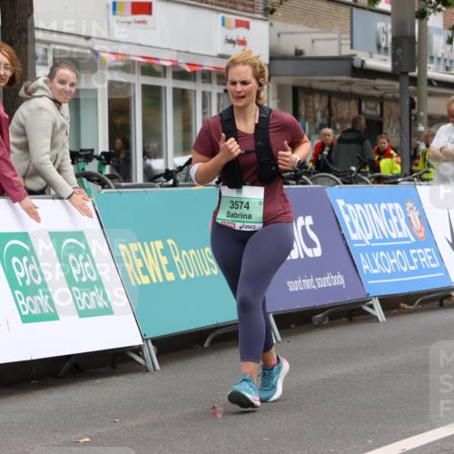 21.09.2025 - PSD Bank Halbmarathon Strokosch-Dieckow http://msf.ph/oto/8948969 21.09.2025 12:52:10 Ziel 3574, 3808 meine-sportfotos.de
