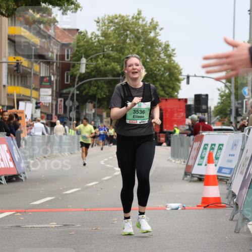 21.09.2025 - PSD Bank Halbmarathon Strokosch-Dieckow http://msf.ph/oto/8949014 21.09.2025 12:53:37 Ziel 3536 meine-sportfotos.de