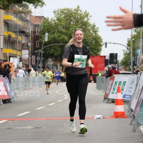 21.09.2025 - PSD Bank Halbmarathon Strokosch-Dieckow http://msf.ph/oto/8949015 21.09.2025 12:53:37 Ziel 3536 meine-sportfotos.de