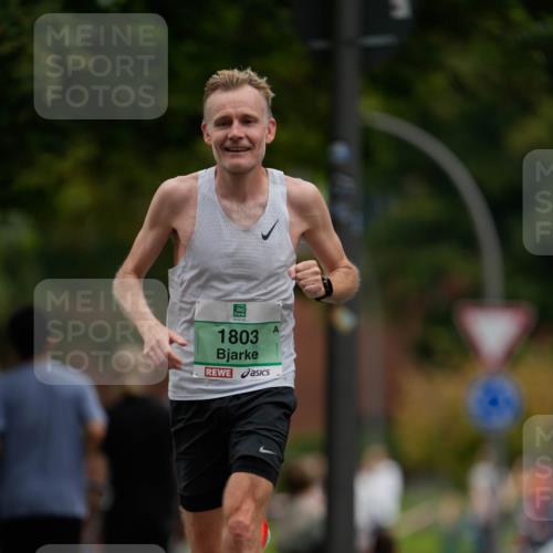 21.09.2025 - PSD Bank Halbmarathon Patografie http://msf.ph/oto/8949065 21.09.2025 09:47:45 Laufen 1803 meine-sportfotos.de