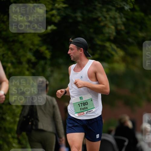 21.09.2025 - PSD Bank Halbmarathon Patografie http://msf.ph/oto/8949196 21.09.2025 09:49:49 Laufen 1780 meine-sportfotos.de