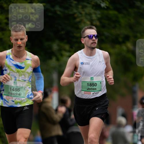 21.09.2025 - PSD Bank Halbmarathon Patografie http://msf.ph/oto/8949211 21.09.2025 09:55:06 Laufen 1456, 1850 meine-sportfotos.de