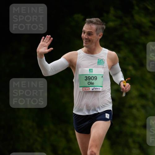 21.09.2025 - PSD Bank Halbmarathon Patografie http://msf.ph/oto/8949258 21.09.2025 10:04:37 Laufen 3909 meine-sportfotos.de