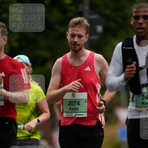 21.09.2025 - PSD Bank Halbmarathon Patografie http://msf.ph/oto/8949275 21.09.2025 10:06:14 Laufen 2074, 24 meine-sportfotos.de