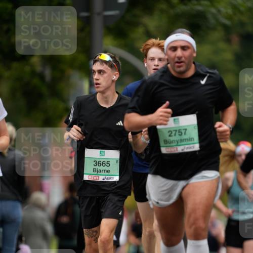 21.09.2025 - PSD Bank Halbmarathon Patografie http://msf.ph/oto/8949329 21.09.2025 10:14:39 Laufen 3665, 2757 meine-sportfotos.de
