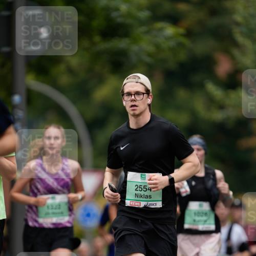 21.09.2025 - PSD Bank Halbmarathon Patografie http://msf.ph/oto/8949346 21.09.2025 10:17:53 Laufen 1322, 2554, 1026 meine-sportfotos.de