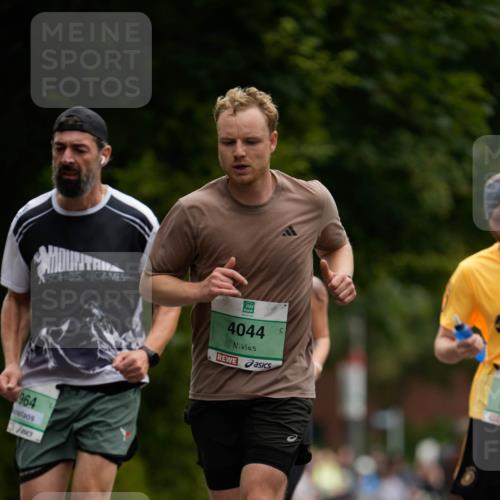 21.09.2025 - PSD Bank Halbmarathon Patografie http://msf.ph/oto/8949372 21.09.2025 10:20:37 Laufen 964, 4044 meine-sportfotos.de